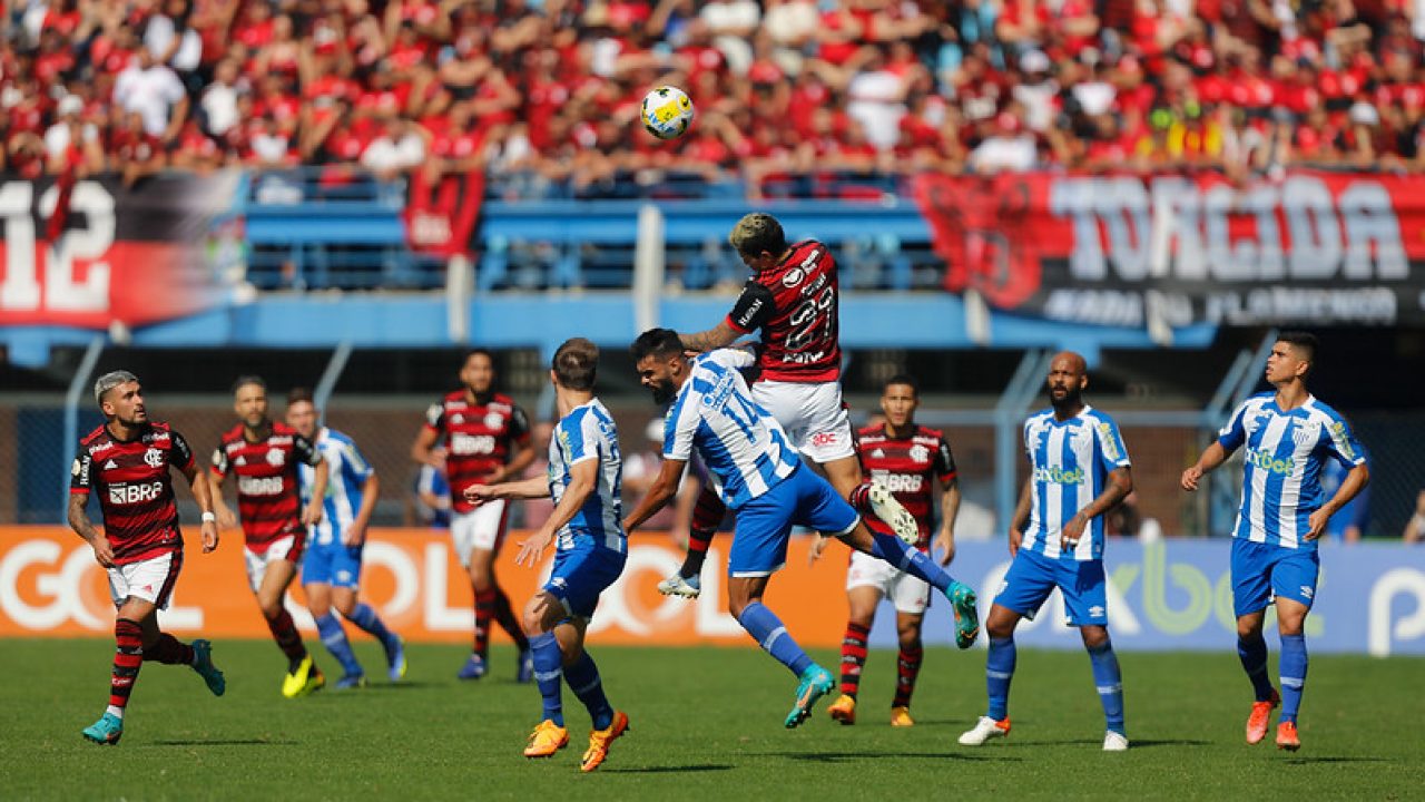 Com desfalques, Flamengo divulga lista de relacionados para jogo