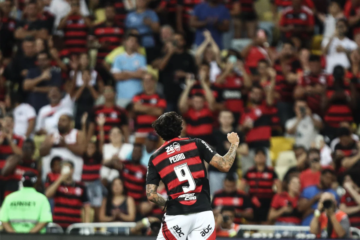 Pedro marca e amplia vantagem do Flamengo no Maracanã - Foto: Gilvan de Souza/Flamengo
