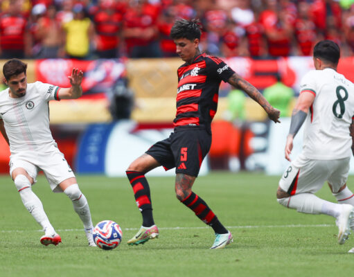 Pulgar contra o Chelsea no Mundial (Foto: Gilvan de Souza/Flamengo)