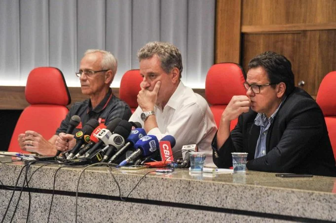 Dirigente do Flamengo, Rodrigo Dunshee lamenta que a MP do Mandante não tenha sido votada