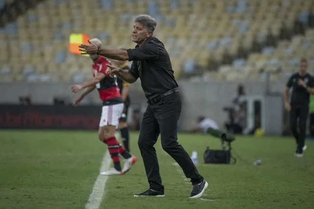 Renato Gaúcho durante o jogo entre Flamengo e Corinthians pelo Campeonato Brasileiro de 2021