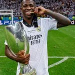 Vinicius Júnior, Rodrygo, Éder Militão, Carvajal, Tchouaméni, Mendy, Alaba, Camavinga, Rüdiger e Luc...