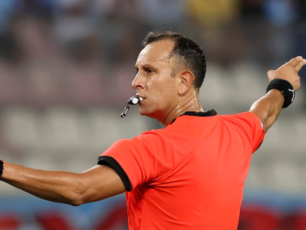 árbitro Darío Humberto Herrera 