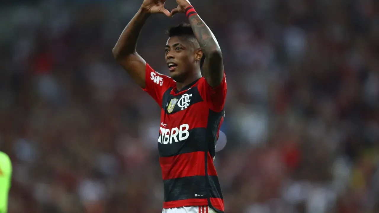 Notícias do Flamengo hoje: resposta de Bruno Henrique ao Palmeiras, Rodrigo  Caio de saída e tudo sobre jogo contra o Vasco