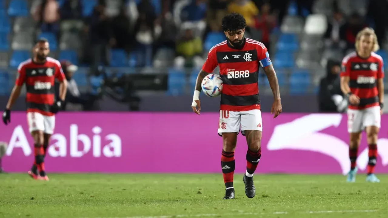 JORNALISTA CRAVA ACERTO DO FLAMENGO COM TRÈS JOGADORES PARA SEREM