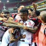 Segue o líder! Flamengo assume topo do Brasileirão