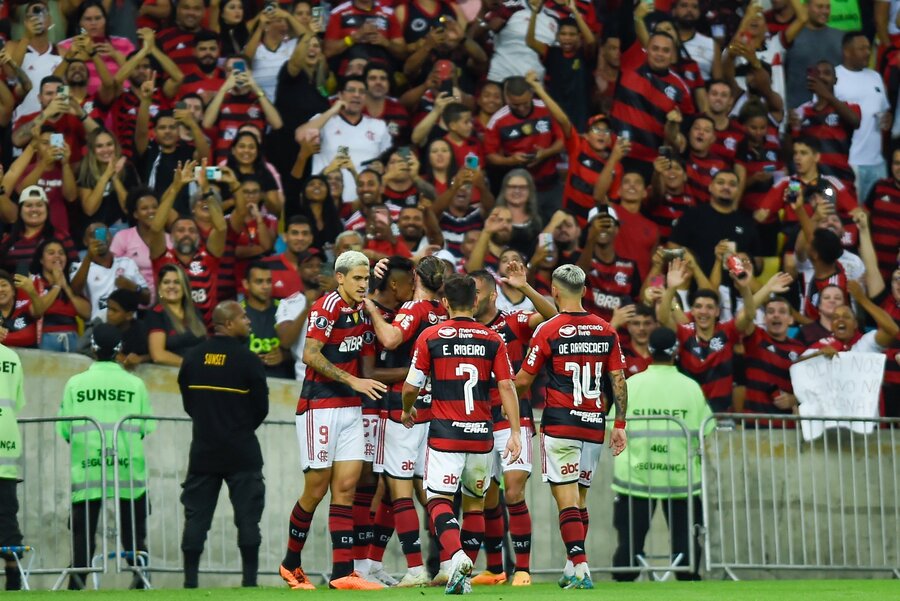 Titular do Flamengo vira desfalque para jogo contra o Cruzeiro