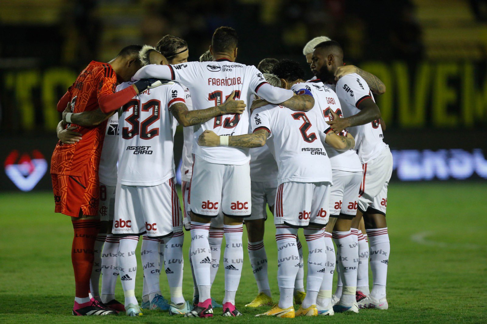 Veja jogo Flamengo e Independiente Del Valle ao vivo de graça agora pela  Recopa