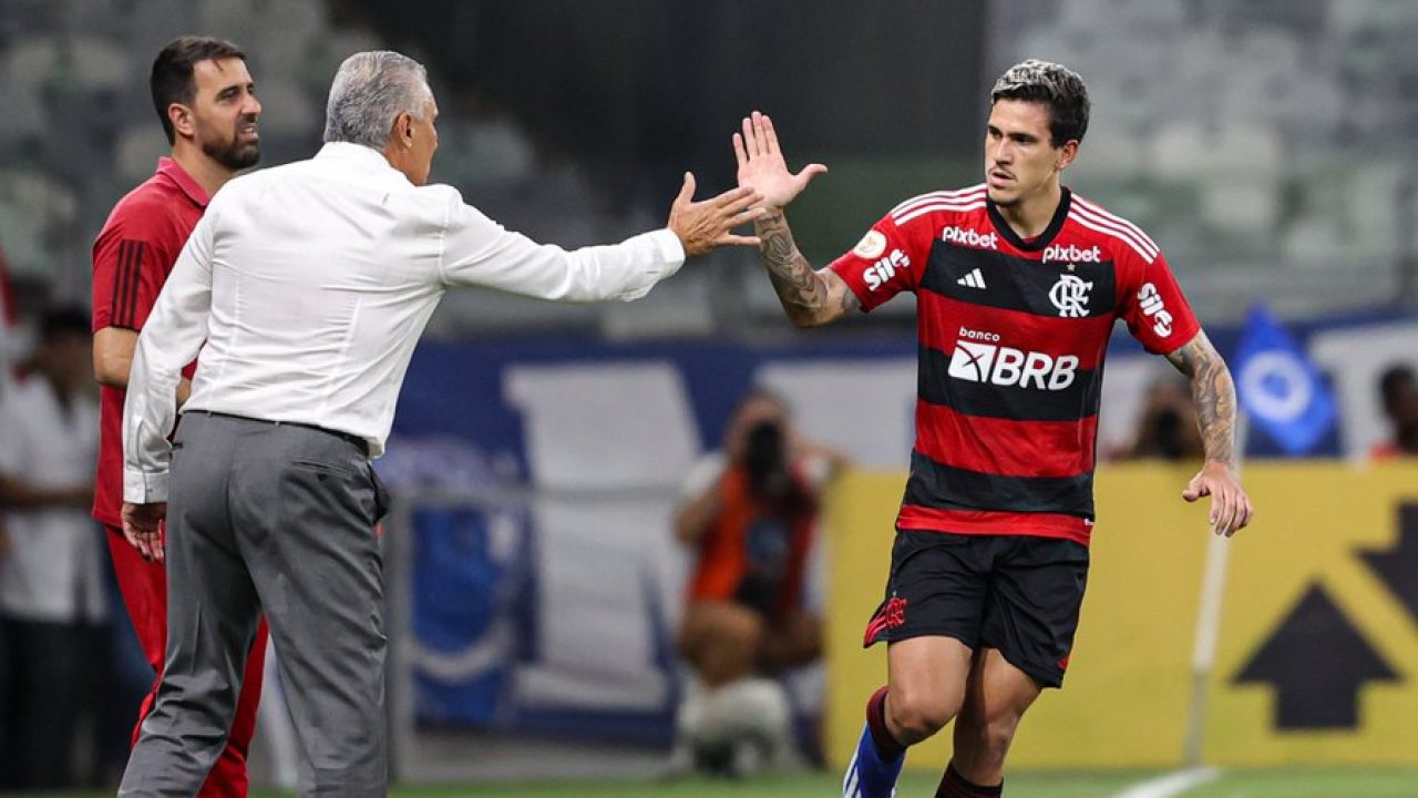 FLAMENGO EMPLACA 4 JOGADORES NA SELEÇÃO DA RODADA DO BRASILEIRÃO