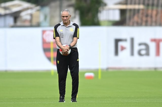 El exjugador señala la posibilidad de que Tite sea expulsado tras el partido entre Bragantino y Flamengo