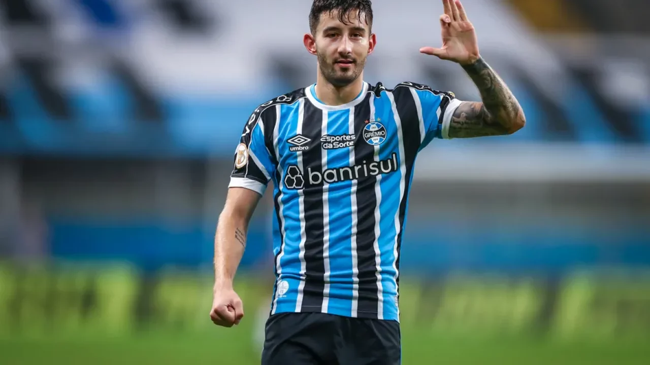 Grêmio quer reunião para impedir Villasanti no Flamengo