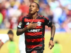 wallace Yan pelo Flamengo (Foto: Gilvan Souza/Flamengo)