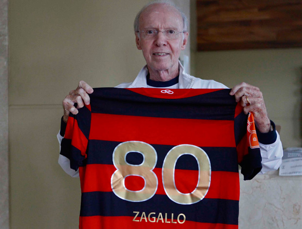 Máquina'! 'Melhor que o Brasil de Zagallo'! Torcida do Flamengo